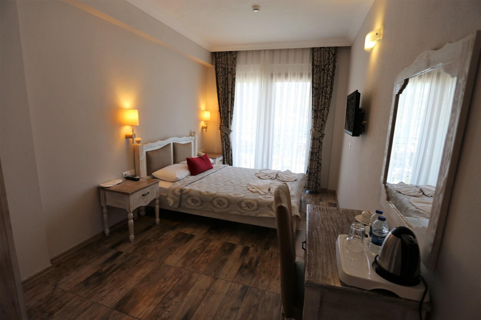 Cennet Life Hotel Fethiye Esterno foto